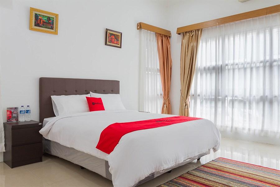 Reddoorz Near Jatinangor Town Square Hotel Exterior foto