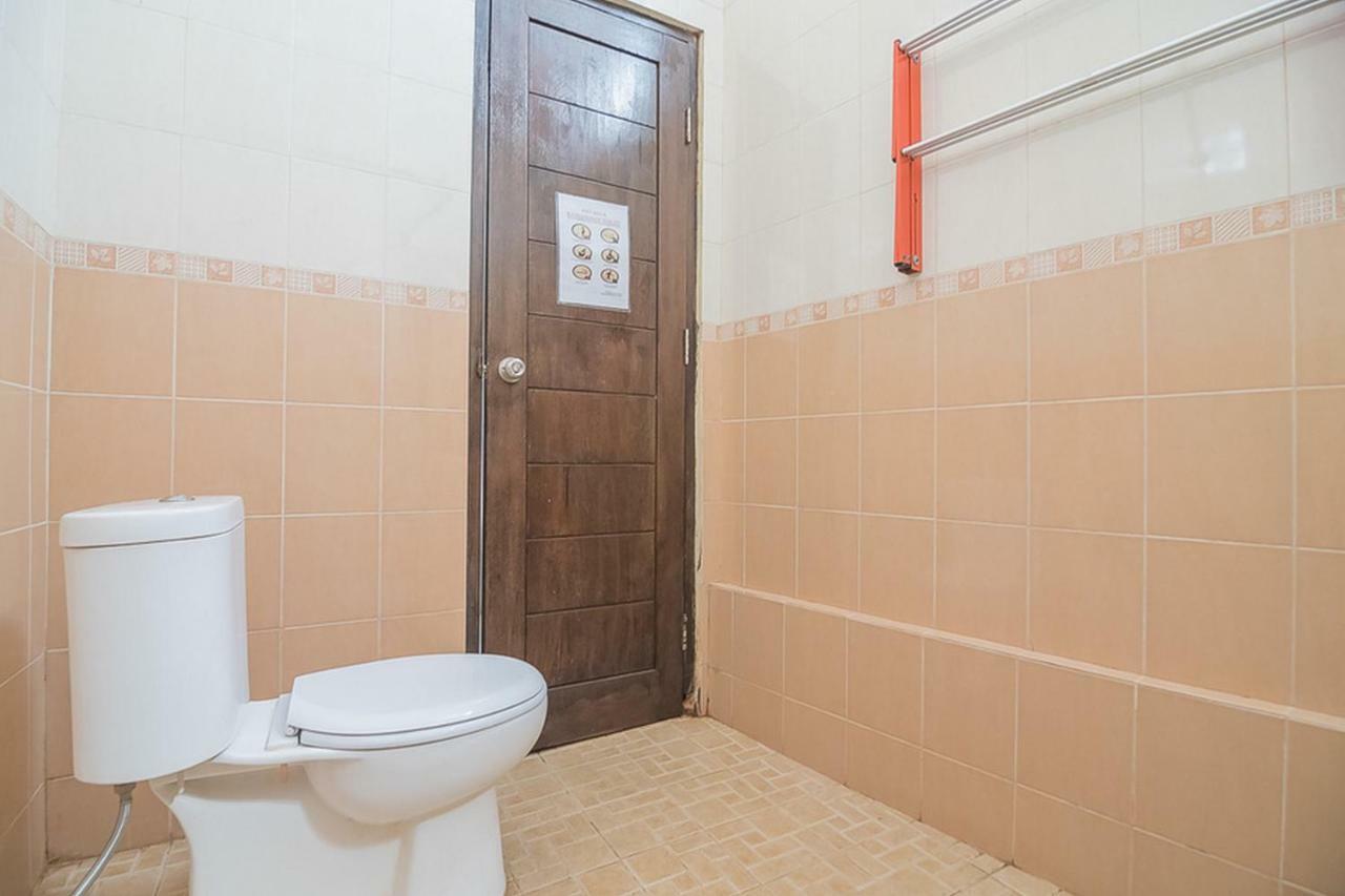 Reddoorz Near Jatinangor Town Square Hotel Exterior foto